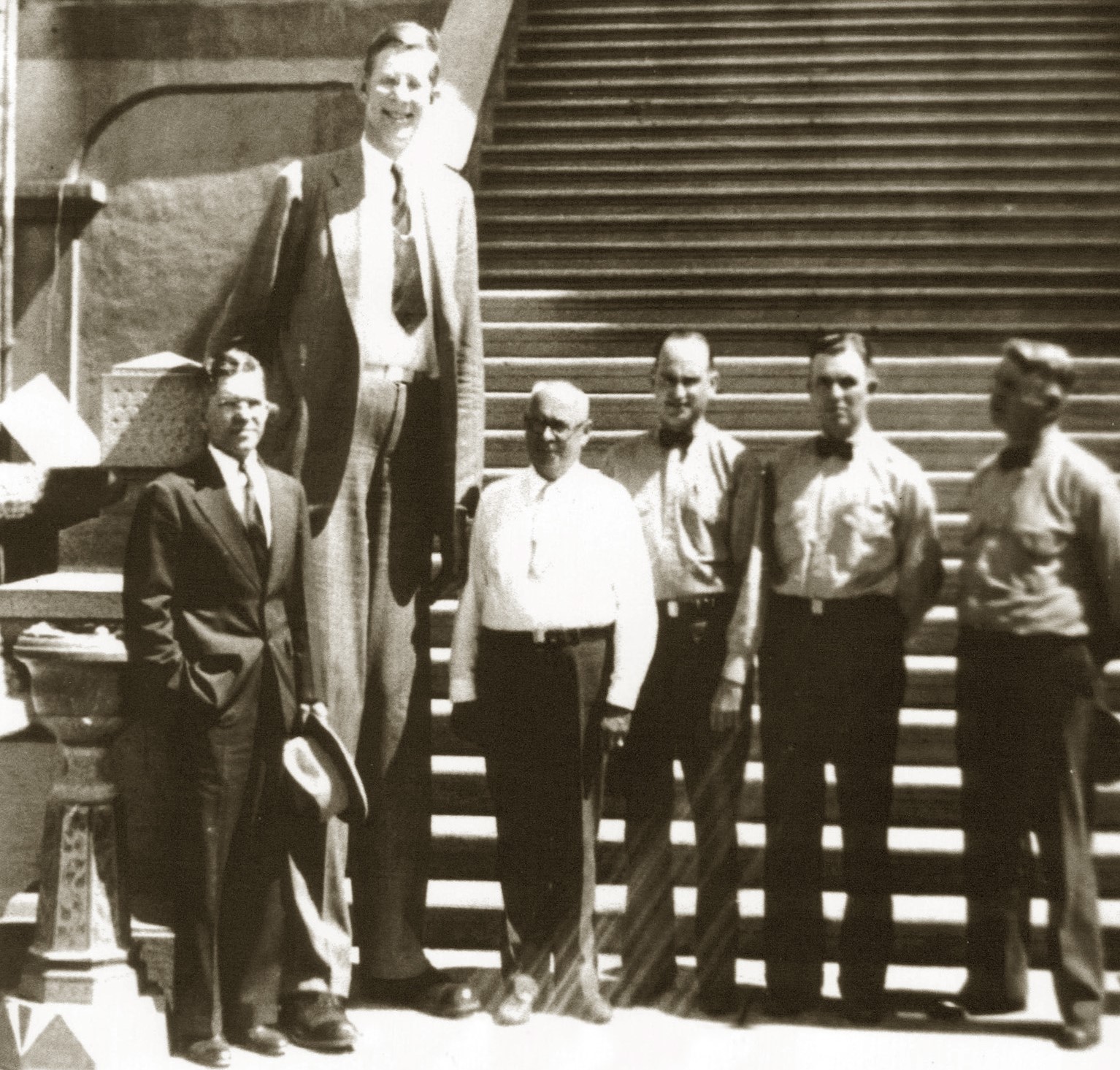 FSP-robert-wadlow-1939-tallest-man-Featured-image.jpg