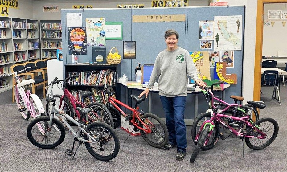 Refurbished bicycles donated to City of Huron.
