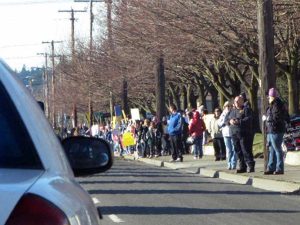 Slain Washington officers honored during procession.