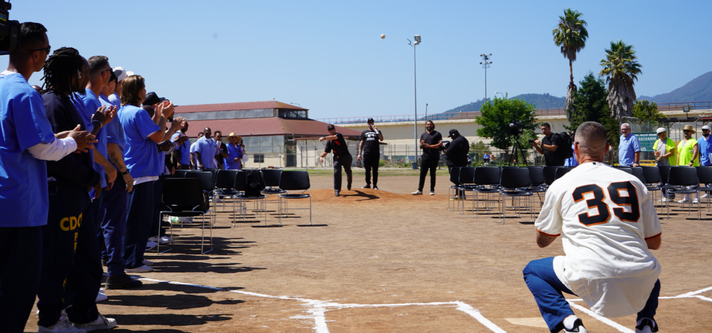 Chief Deputy Warden throws pitch at San Quentin Giants unveiling
