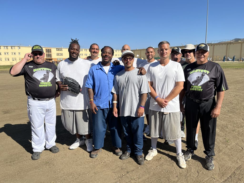CMC Home Run Derby participants and volunteers.