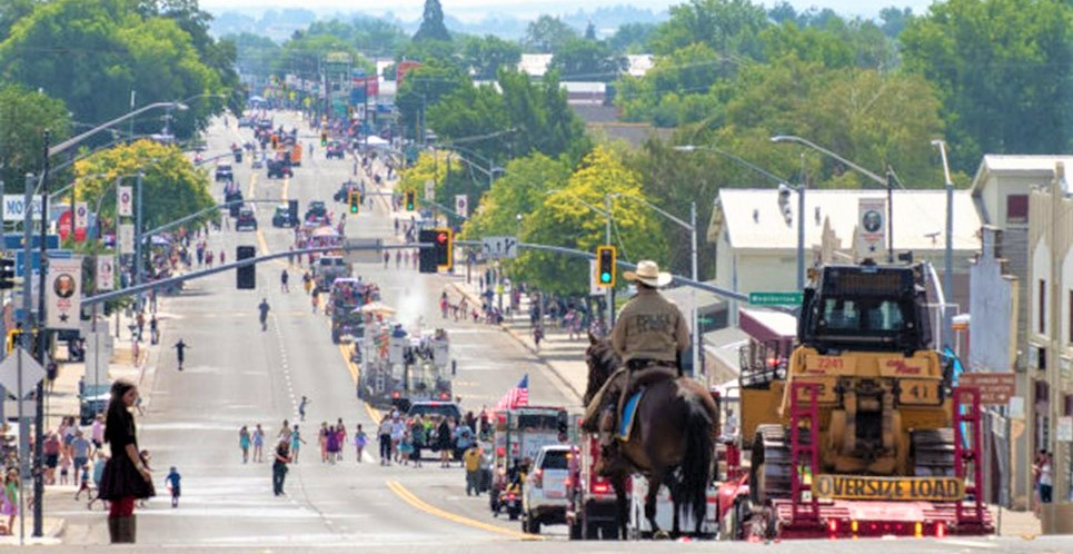 HDSP Honor Guard lead parade