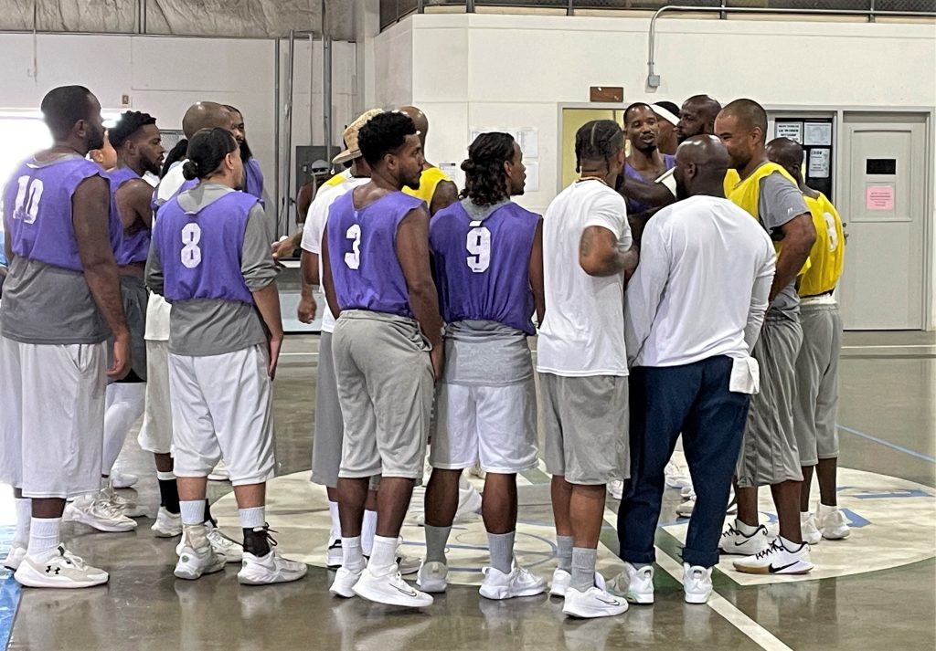 RJD basketball huddle.