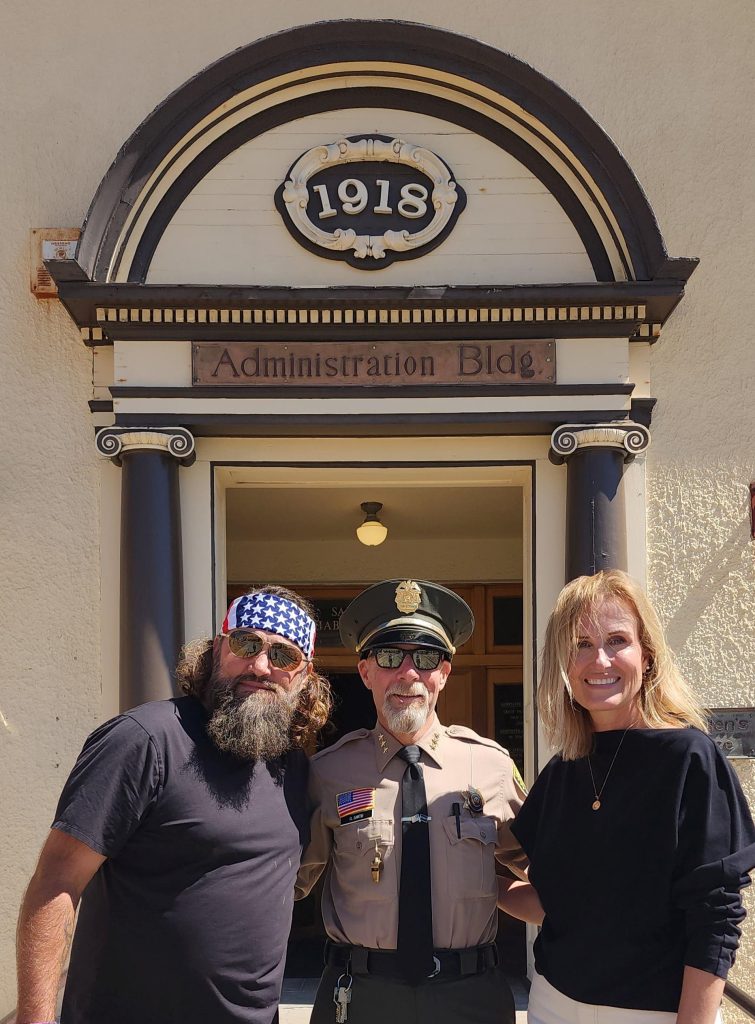 Duck Dynasty TV personalities and San Quentin Chief Deputy Warden Oak Smith.