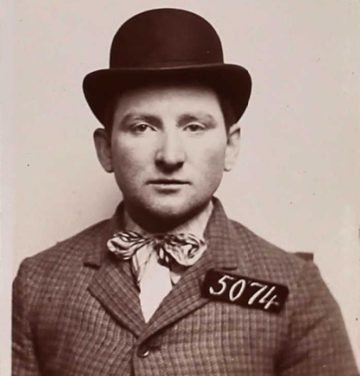 Cemetery tales of robber Thomas Halyley with the number 5074 at Folsom State Prison in 1902.