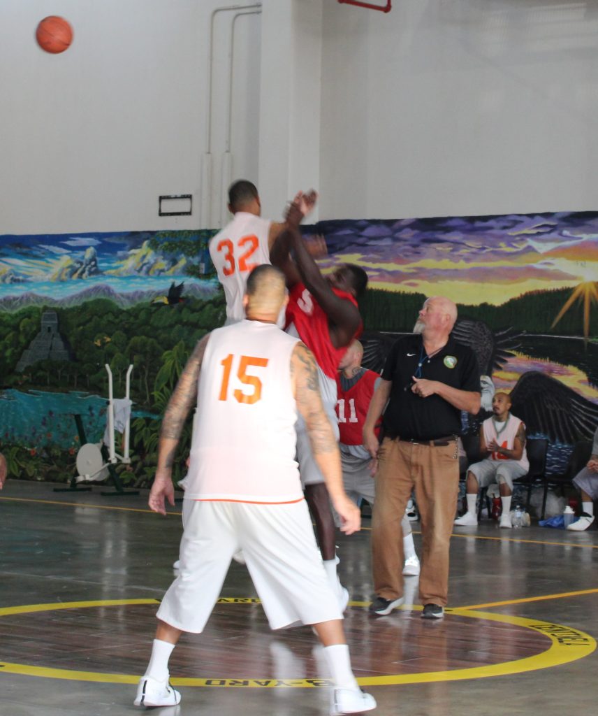 Two incarcerated jumping for tip-off