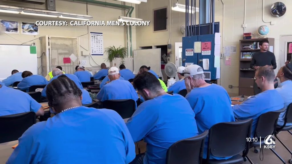 incarcerated people sitting in classroom