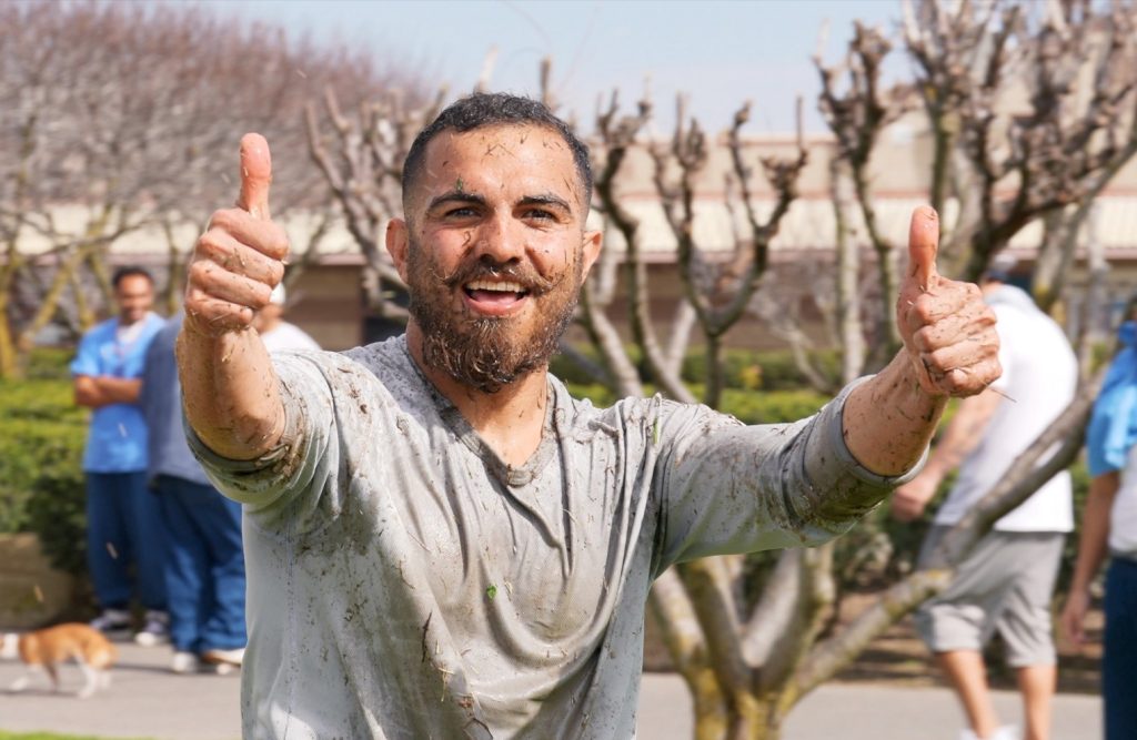 Thumbs up after an incarcerated person does the Polar Plunge for Special Olympics at VSP.