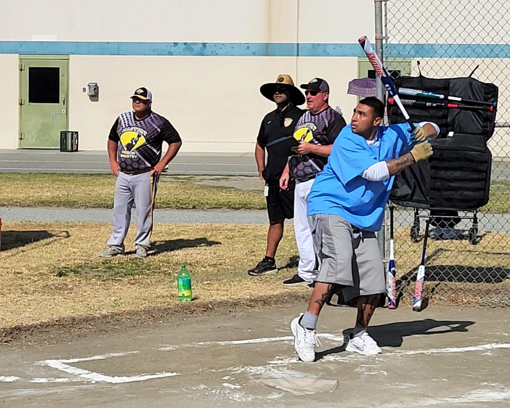 Lining up for the ball at the Home Run Derby.