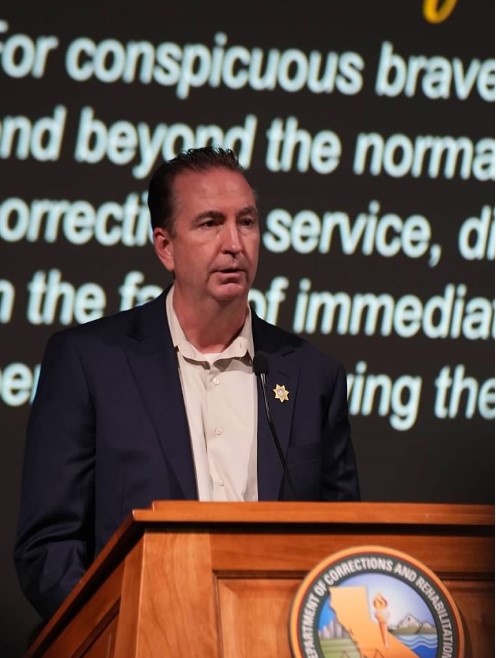 Secretary Macomber speaking at the 2025 Medal of Valor.