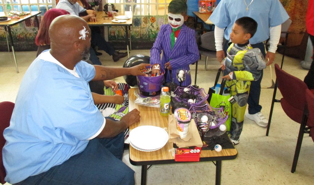 Kids trick-or-treating