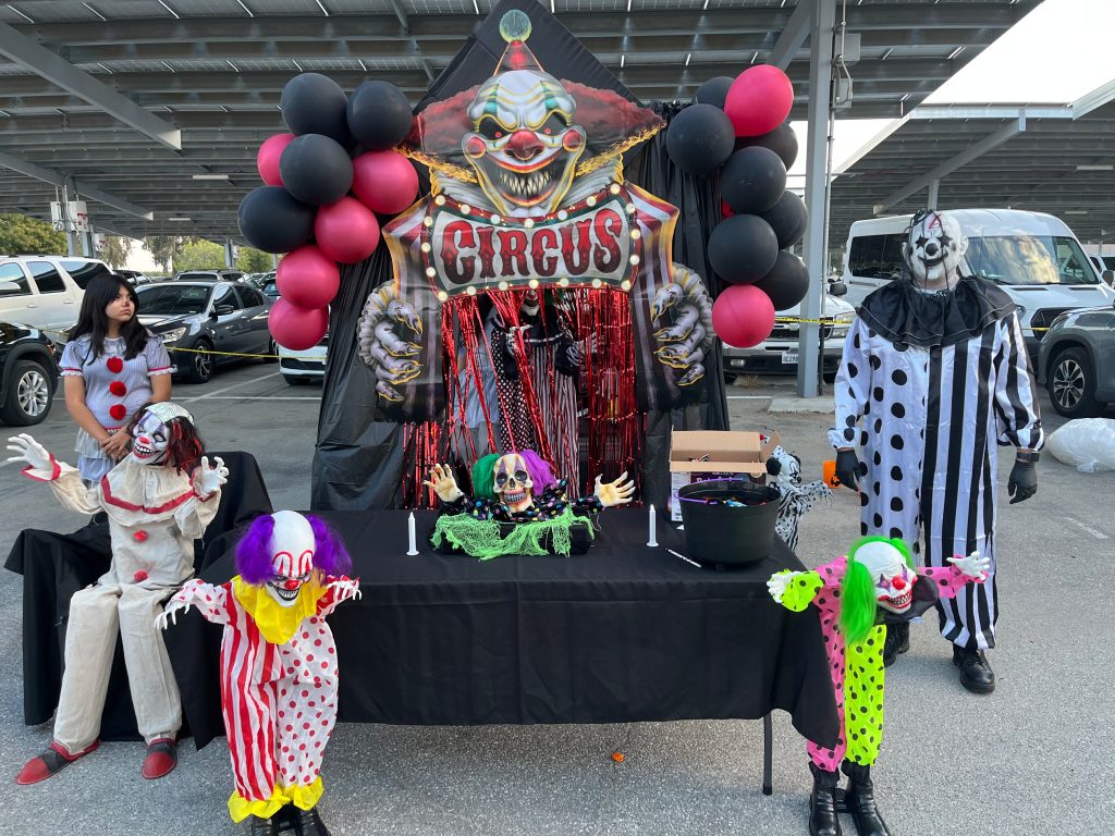 Circus booth at WSP-RC.