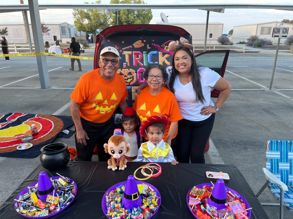 Family offering treats at WSP-RC.