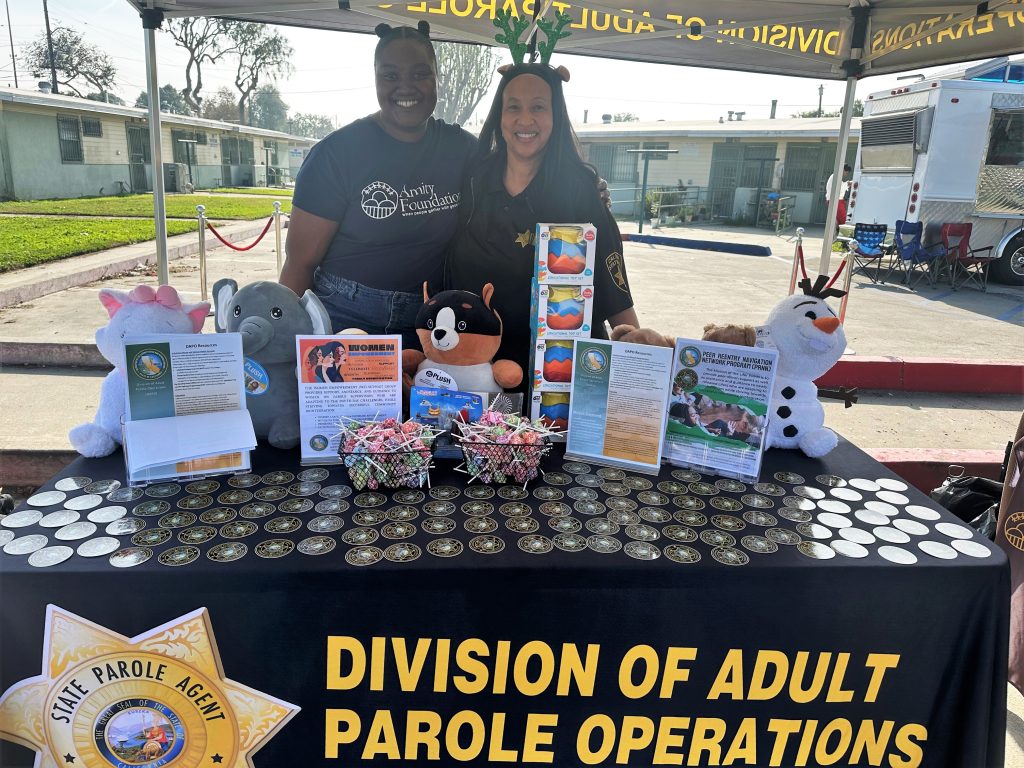 Holiday gift giveaway in Watts with DAPO CRU.