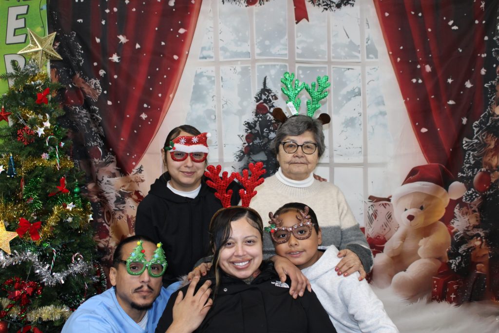 Families came together at Mule Creek visiting for a Grinch-themed holiday event.