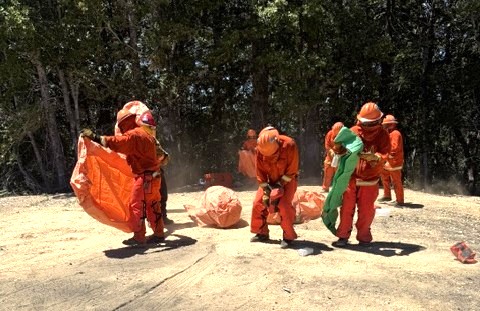 Shelter deployment training with hand crews at Eel River Fire Preparedness Exercise.