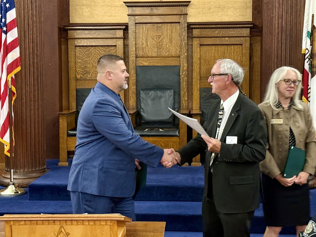 California Men’s Colony (CMC) Sergeant Stephen Hardman was recognized for his leadership, dedication and service during the annual Law Enforcement Awards Ceremony hosted by King David’s Lodge in San Luis Obispo on Tuesday, September 8.