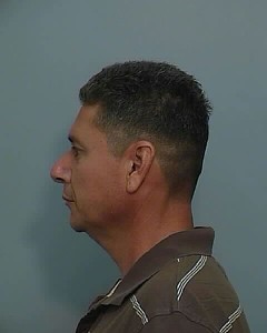Side mugshot image of Guillermo  Villarreal