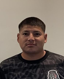 Front mugshot image of Leonel  Hernandez