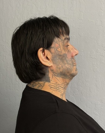 Side mugshot image of Jonathan Christopher Aiello