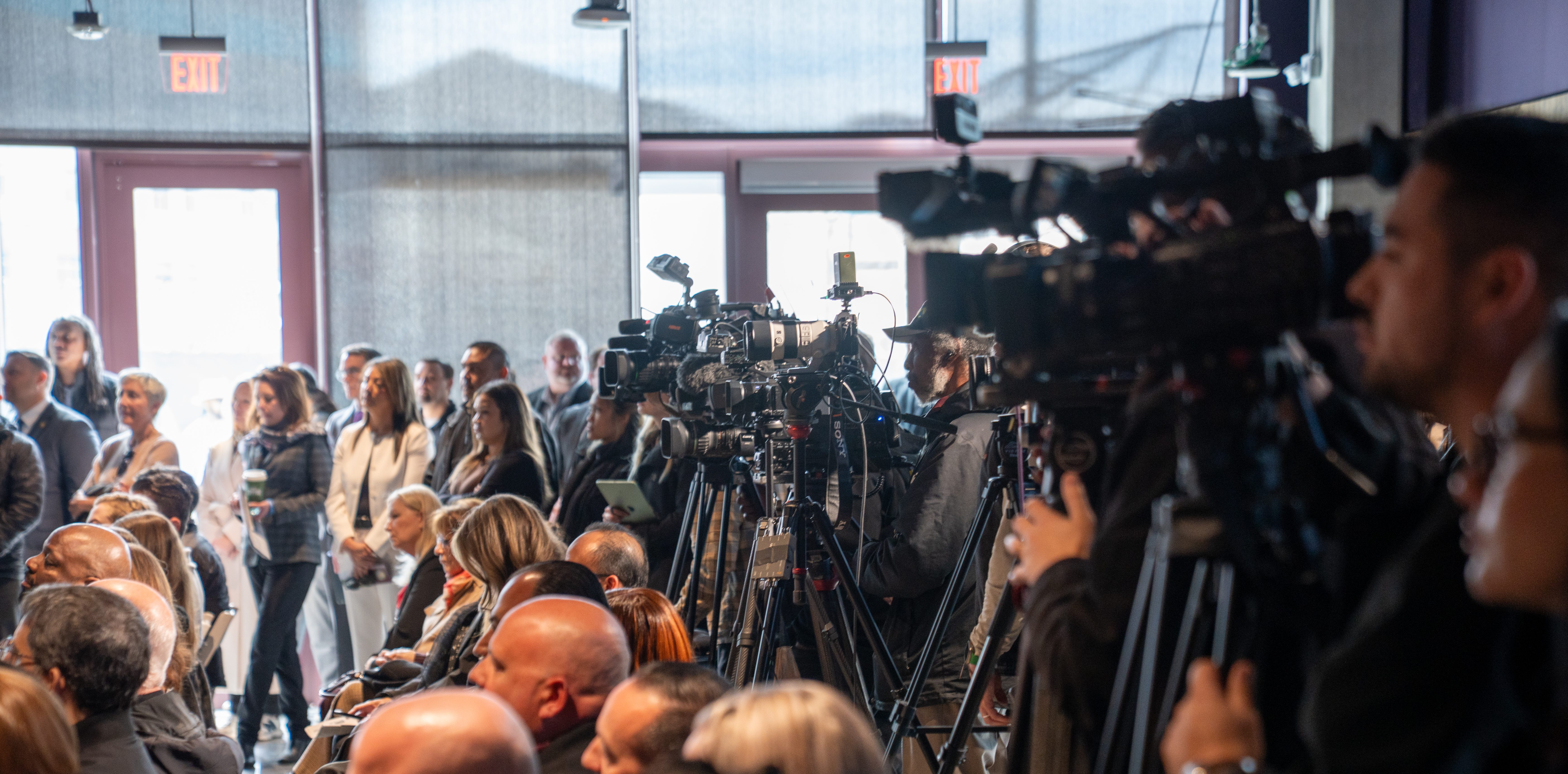 Photo of audience at a San Quentin press conference